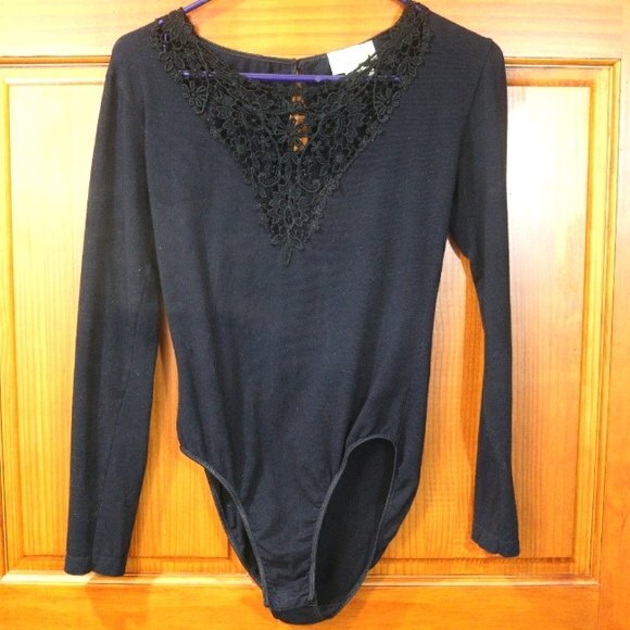 Victoria’s Secret Vintage 90s Black Bodysuit Gold Label Lace V-Neck Medium - Picture 15 of 15